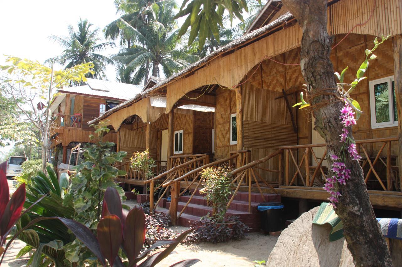 Soe Ko Ko Beach House & Restaurant Ngwesaung Extérieur photo