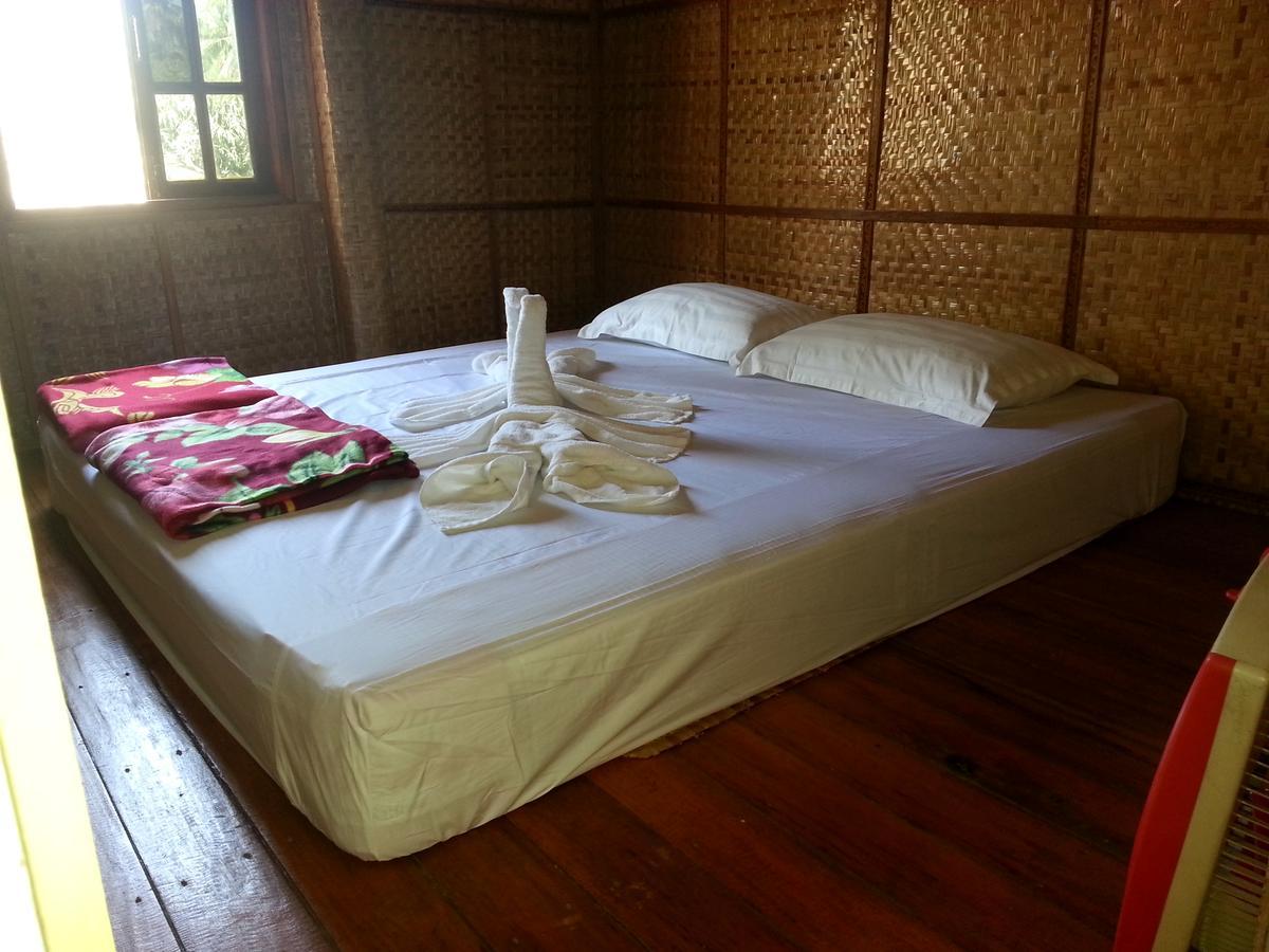 Soe Ko Ko Beach House & Restaurant Ngwesaung Extérieur photo